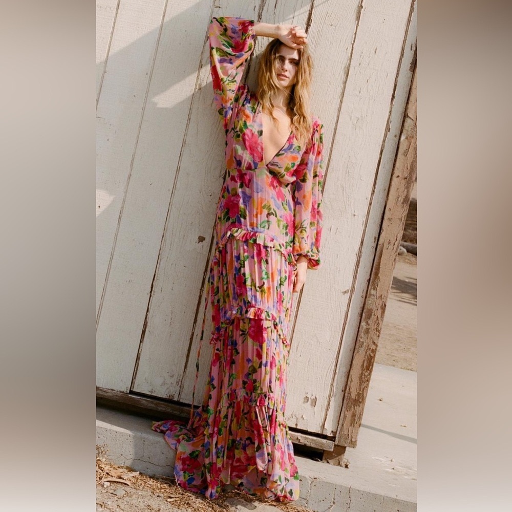 Nasty Gal - Tiered Floral Plunge Maxi Dress